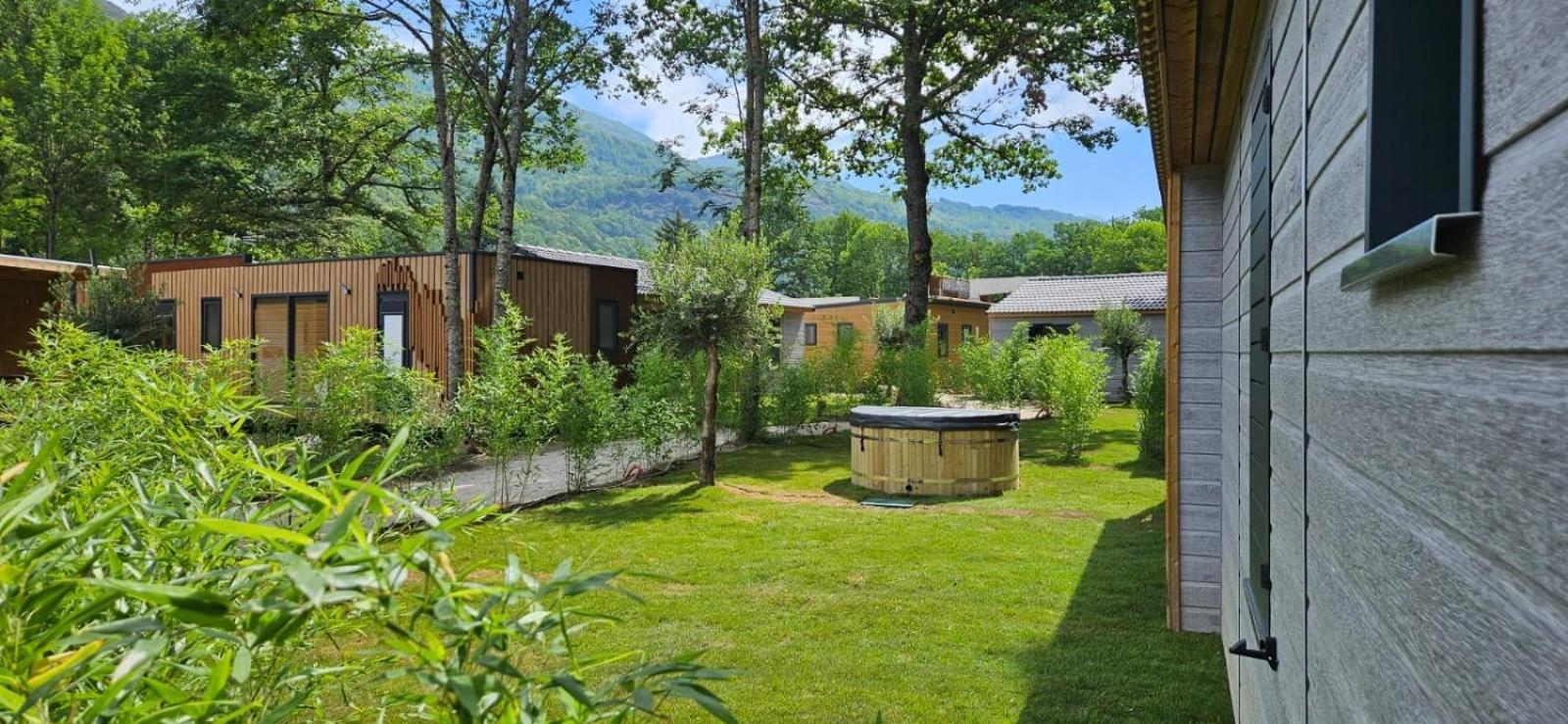 Camping Paradis La Marmotte Ax-les-Thermes Exterior photo